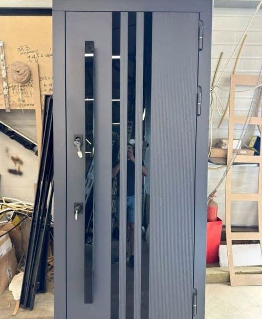 Door Chocks by Fabricone